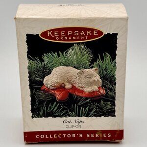 VTG 1995 Hallmark Keepsake Ornament - Cat Naps #2 - Clip-On Kitty on Red Mitt